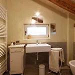 Guest House Cascina Belsito Biella