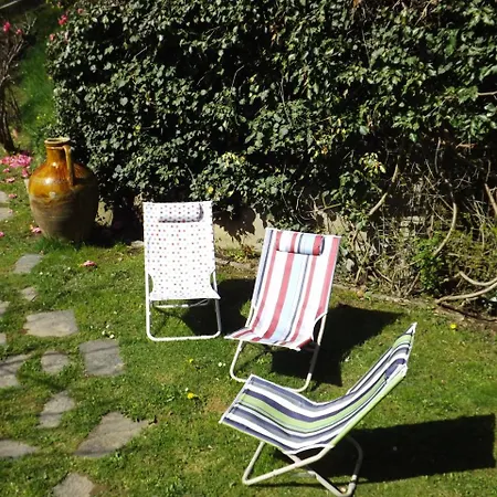 Guest House Cascina Belsito Bed & Breakfast 3*
